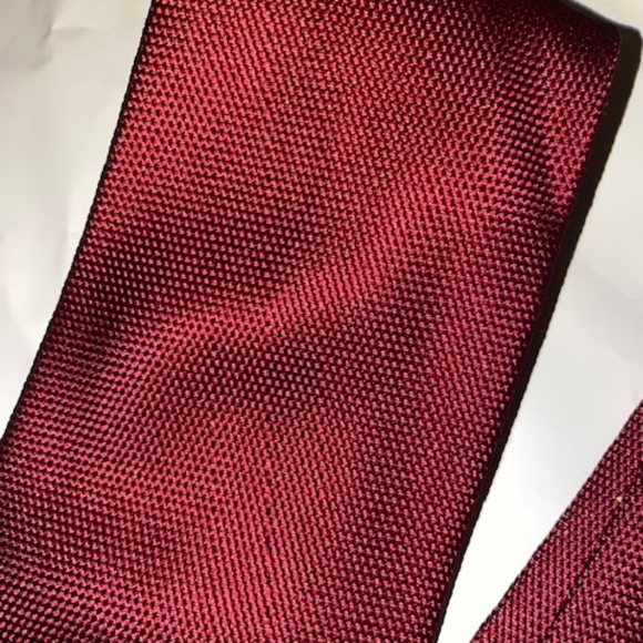 GUCCI SILK TIE - Picture 4 of 7